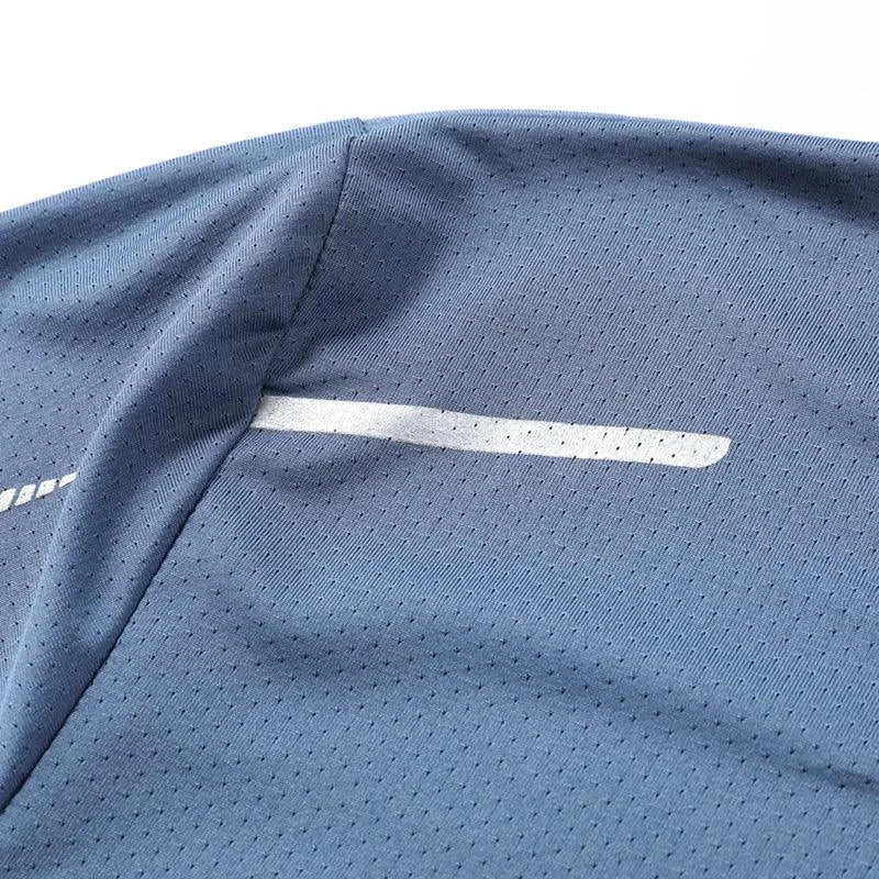 Camiseta Masculina CHRLCK – Tecnologia de Secagem Rápida para Atividades Intensas